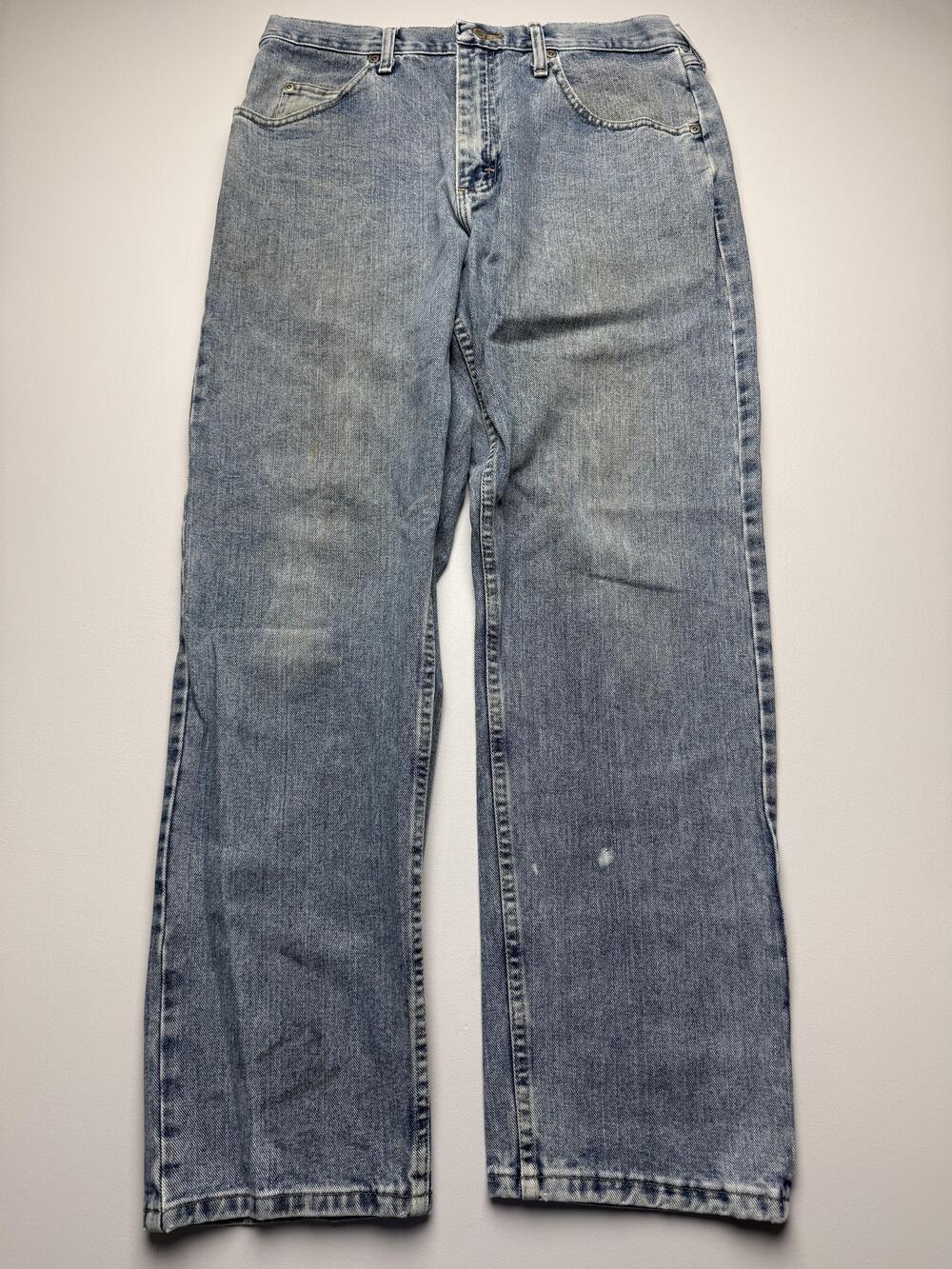 Wrangler Jeans Mens 34x32 Blue Light Wash Denim Relaxed Straight Work 97601VR